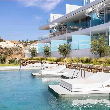 דירה Luxe Coast Views-reserva Del-higueron-pool & Sea